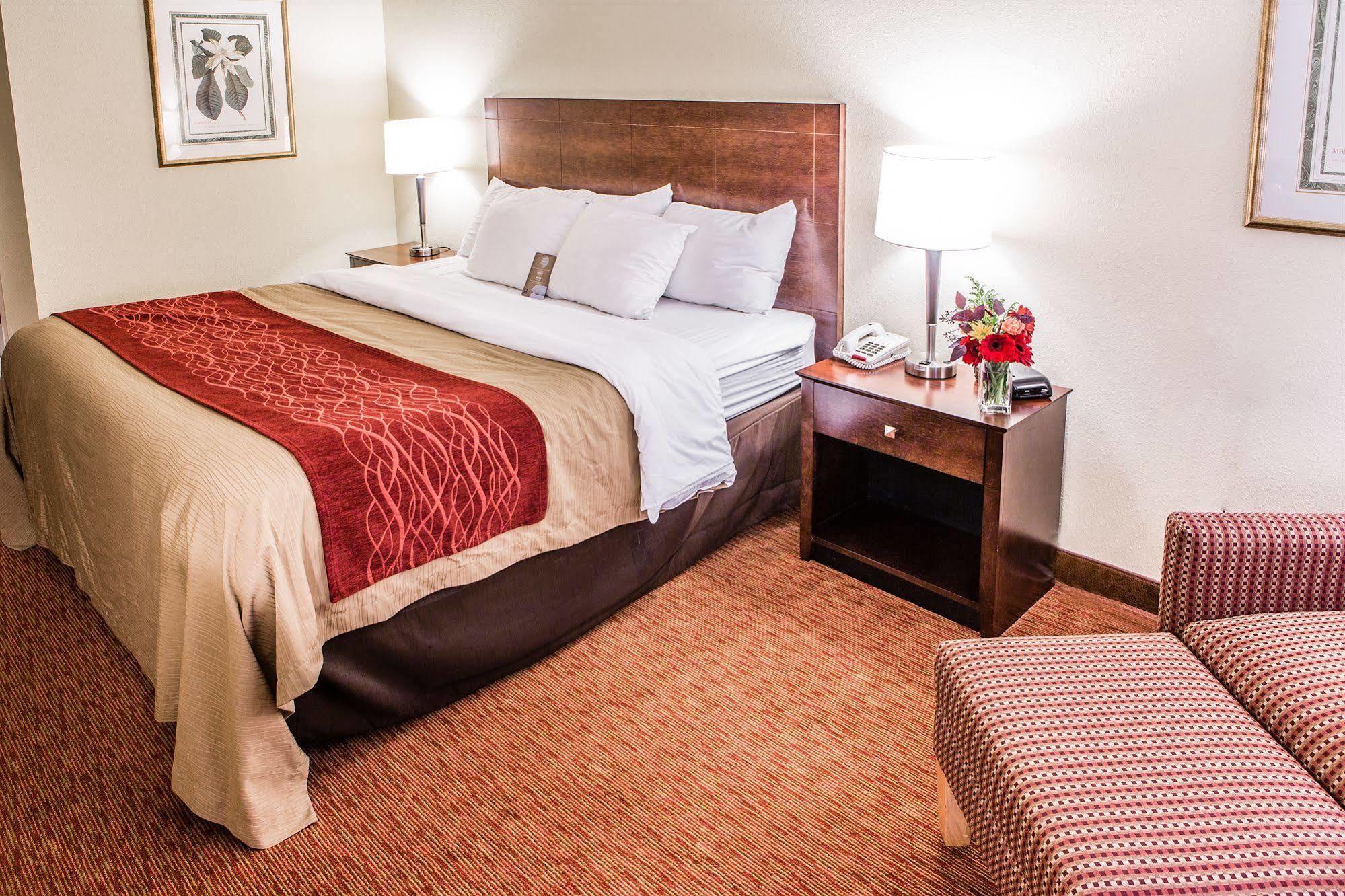Quality Inn Toledo Extérieur photo